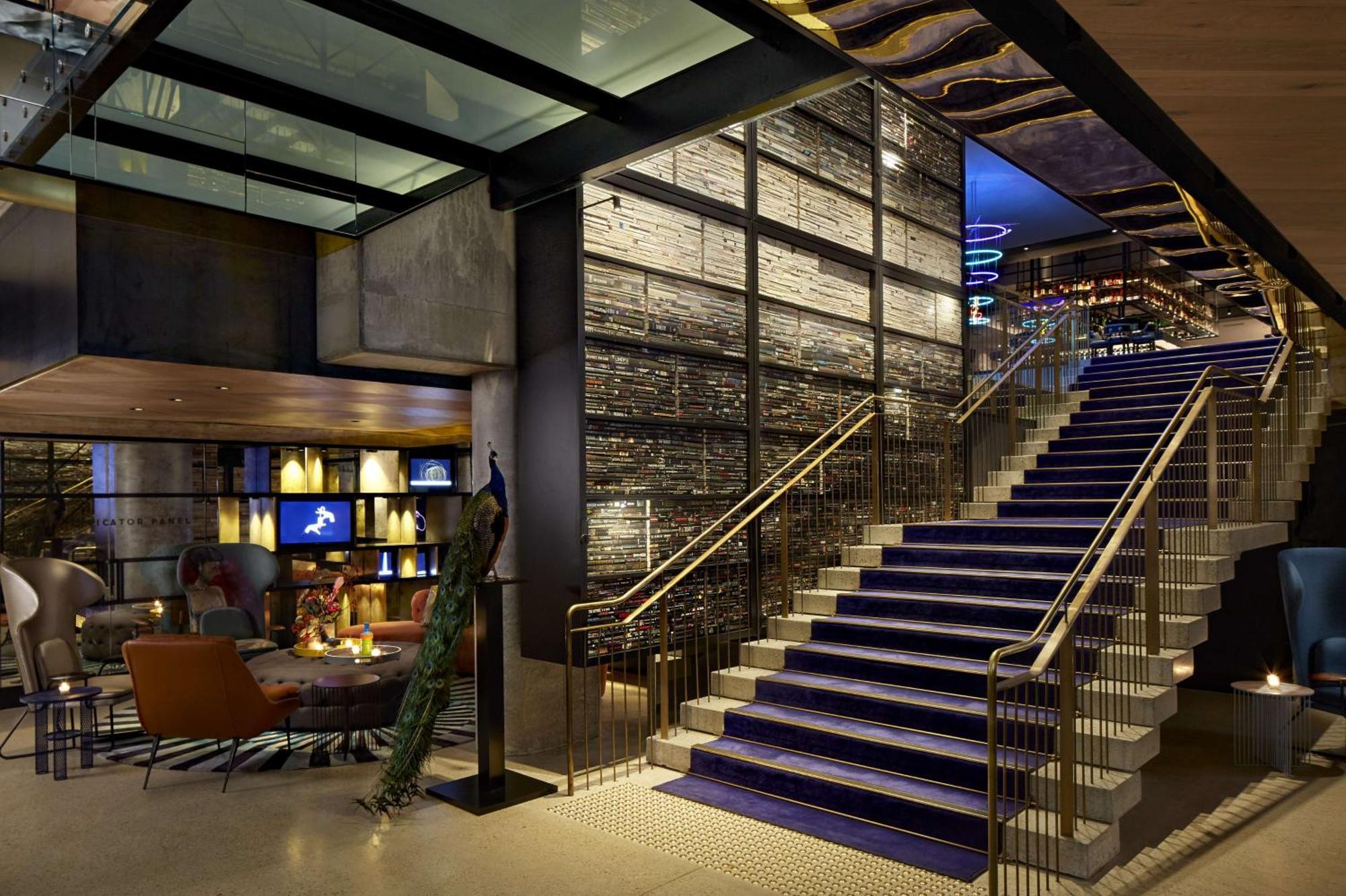Qt Melbourne Hotel Exterior foto The interior of the hotel