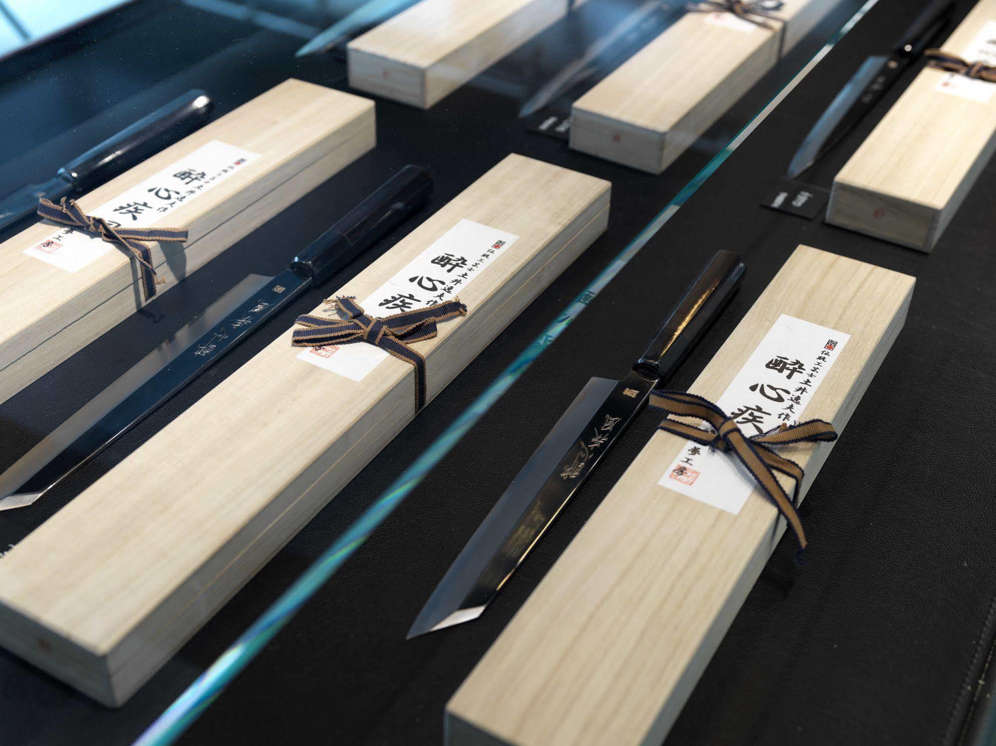 Qt Melbourne Hotel Exterior foto Japanese knives